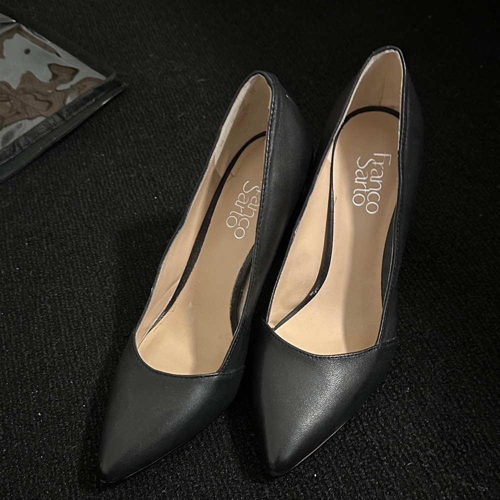 Franco Sarto Classic Black Heels - Picture 3 of 9